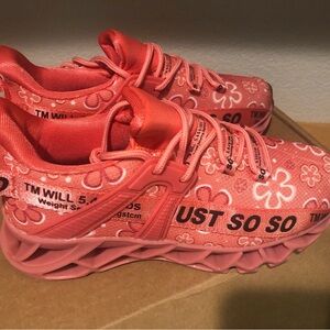 Just So So Women's Pink Floral Athletic Shoes size 36